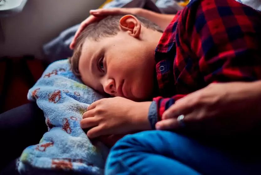 ¿Por qué mi hijo no quiere dormir solo?