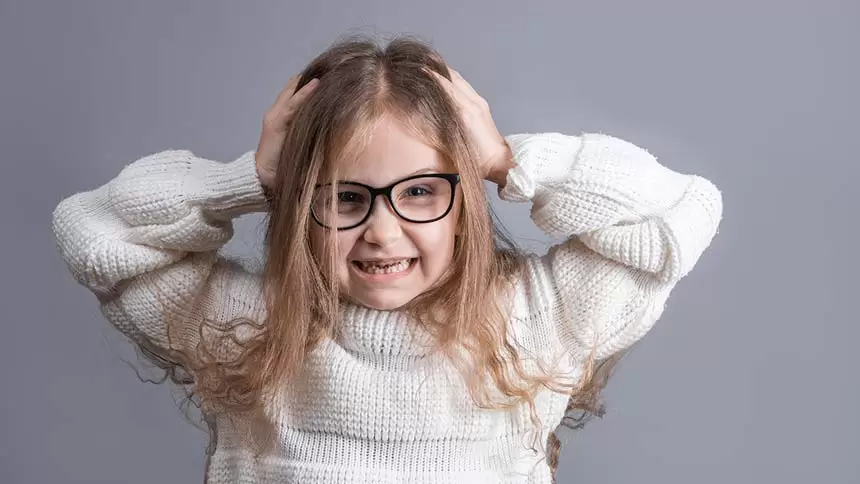 Niña con estrés