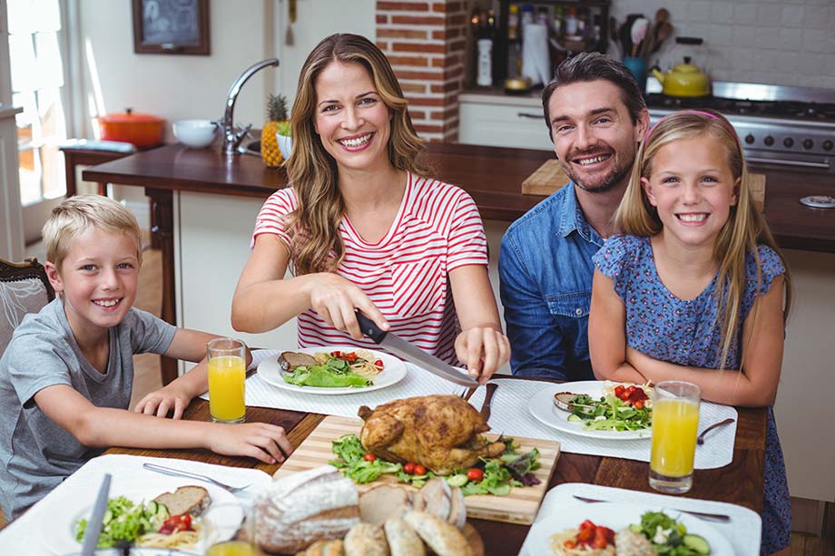 Las cenas familiares benefician a los niños